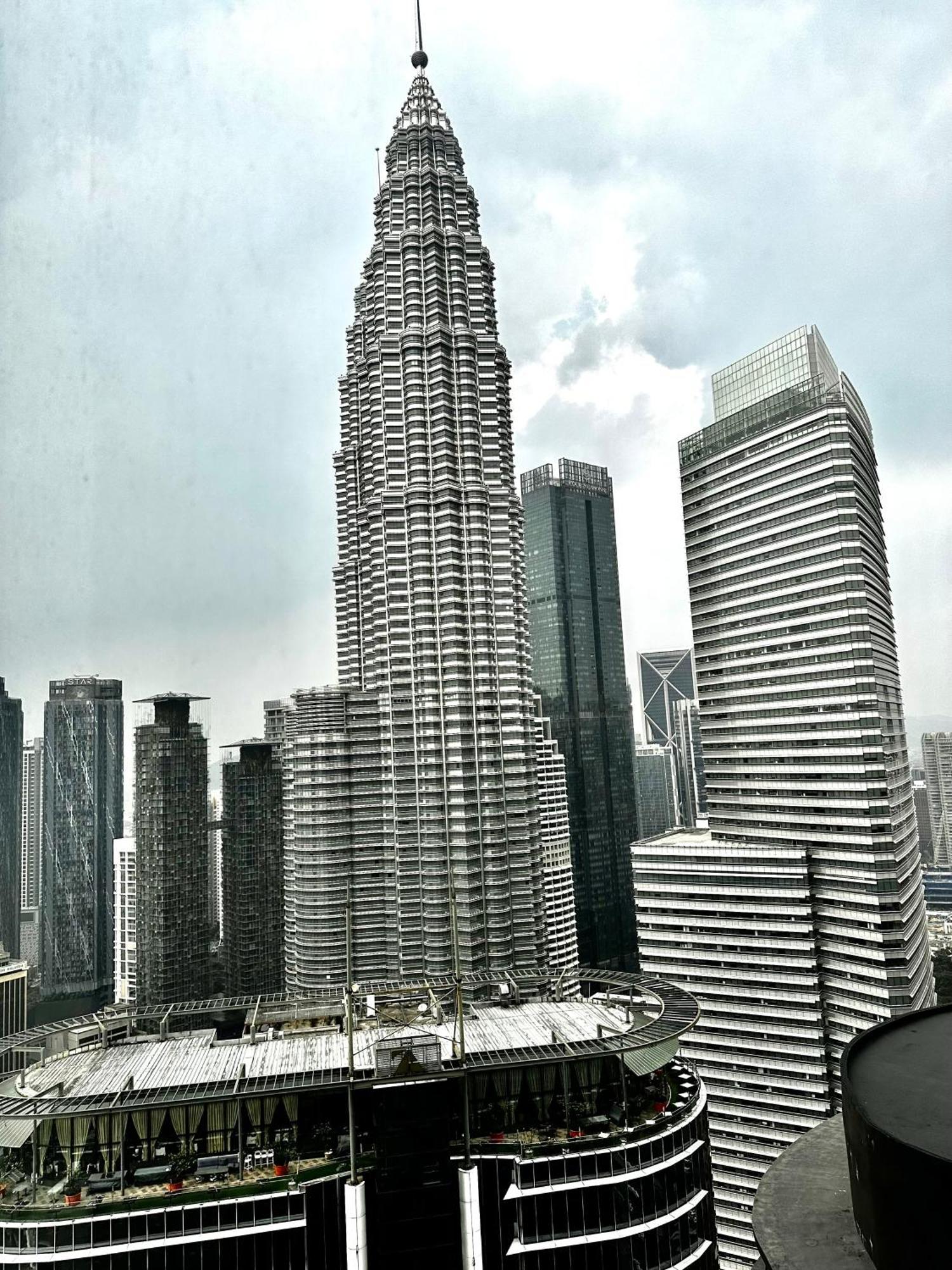 Sky Suites Klcc By Arman Kuala Lumpur Buitenkant foto